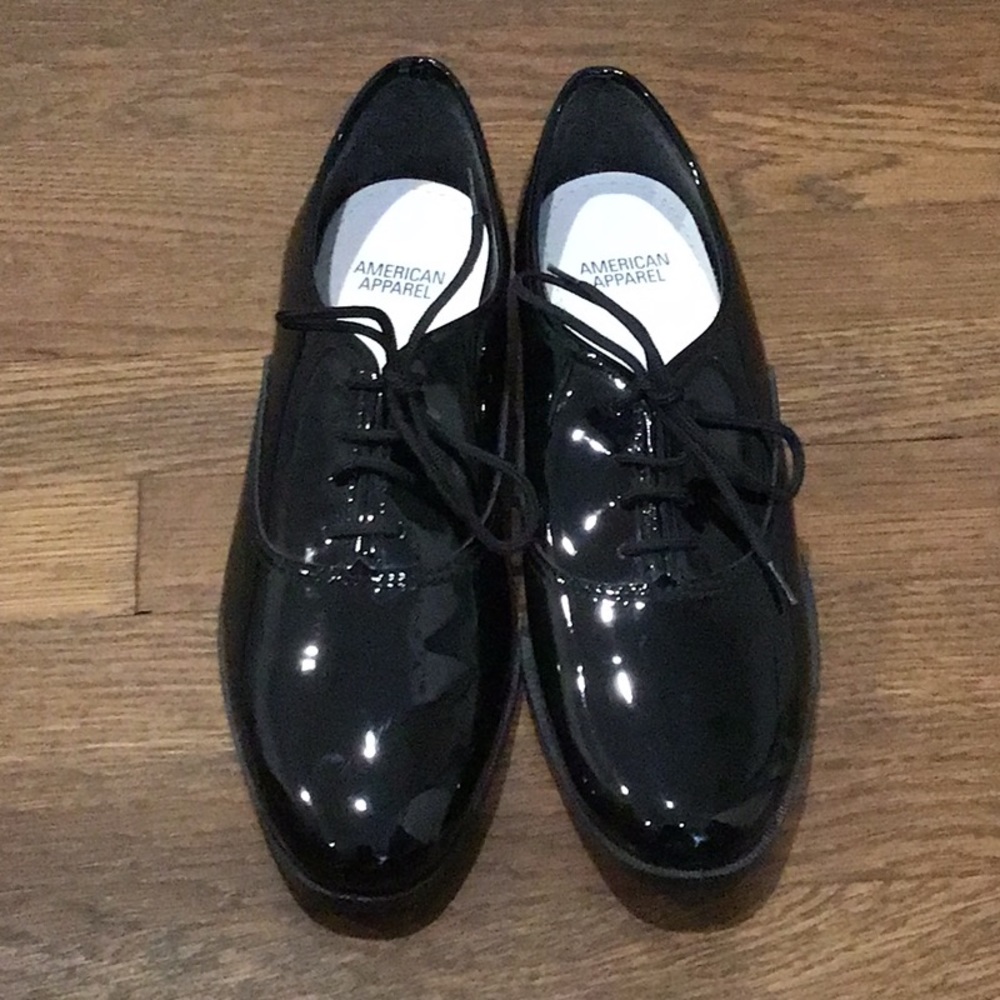 American Apparel Black Patent Leather Lace-up shoes. Women’s size 9. Brand new.